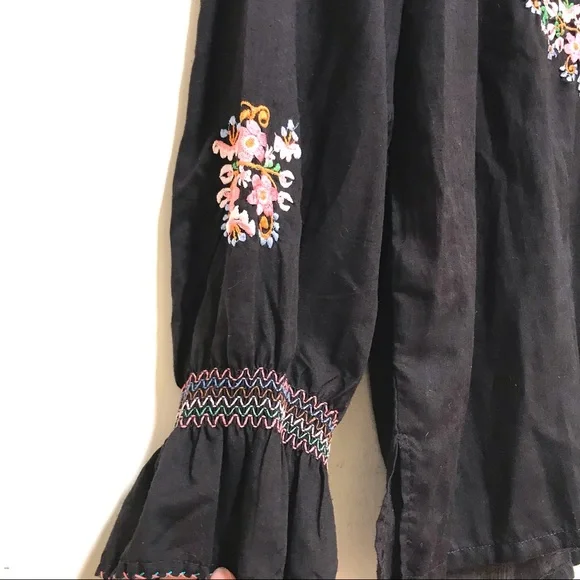Vintage Boho Embroidered Blouse Sm/Med) - Picture 5 of 7